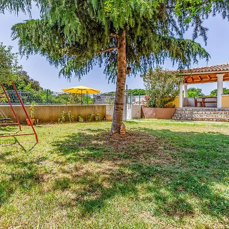 Beautiful In With Swimming Pool Appartement *