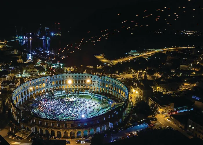 Gorgeous In With Kitchen 公寓 普拉