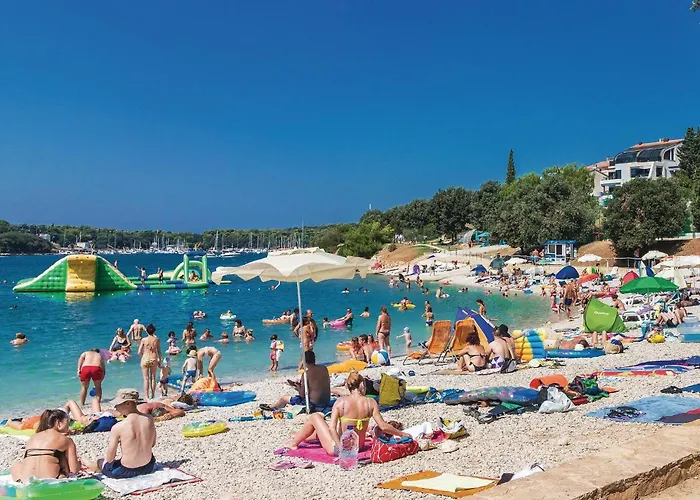 Gorgeous In With Kitchen * Pula