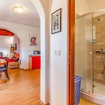 Beautiful Apartment In Pula With Swimming Pool * Pula