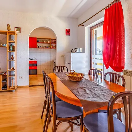 Beautiful Apartment In Pula With Swimming Pool Apartment
